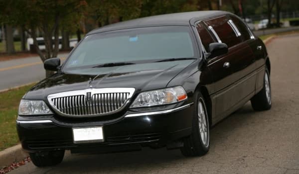 8-Passenger Stretch Limo