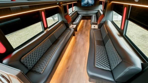 Bus Rental Company E Van Ston