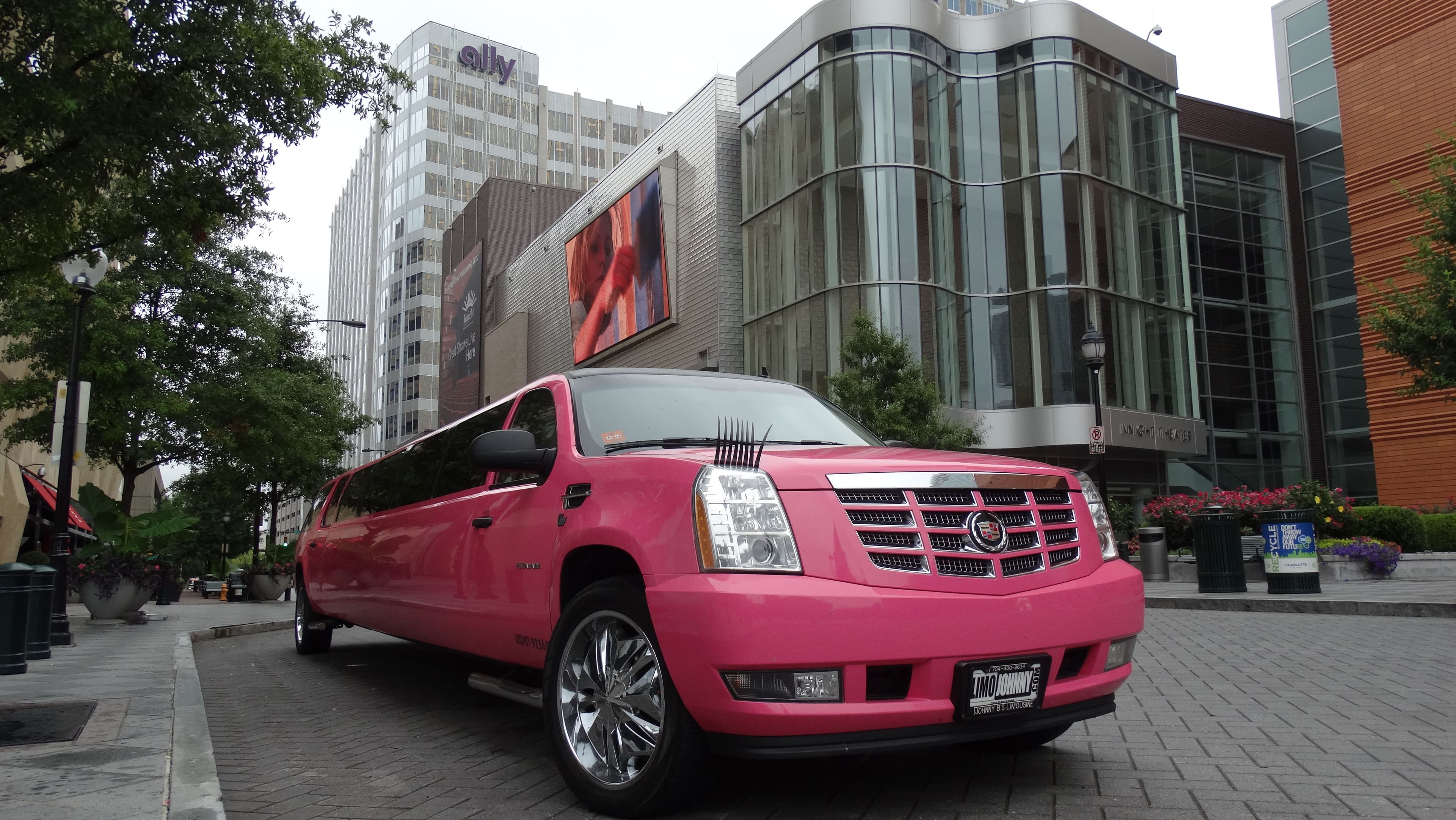 Pink Limo6 150x150