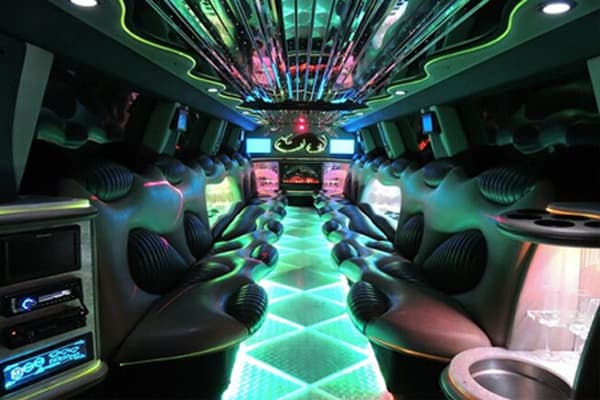 Hummer H2 SUV Limo
